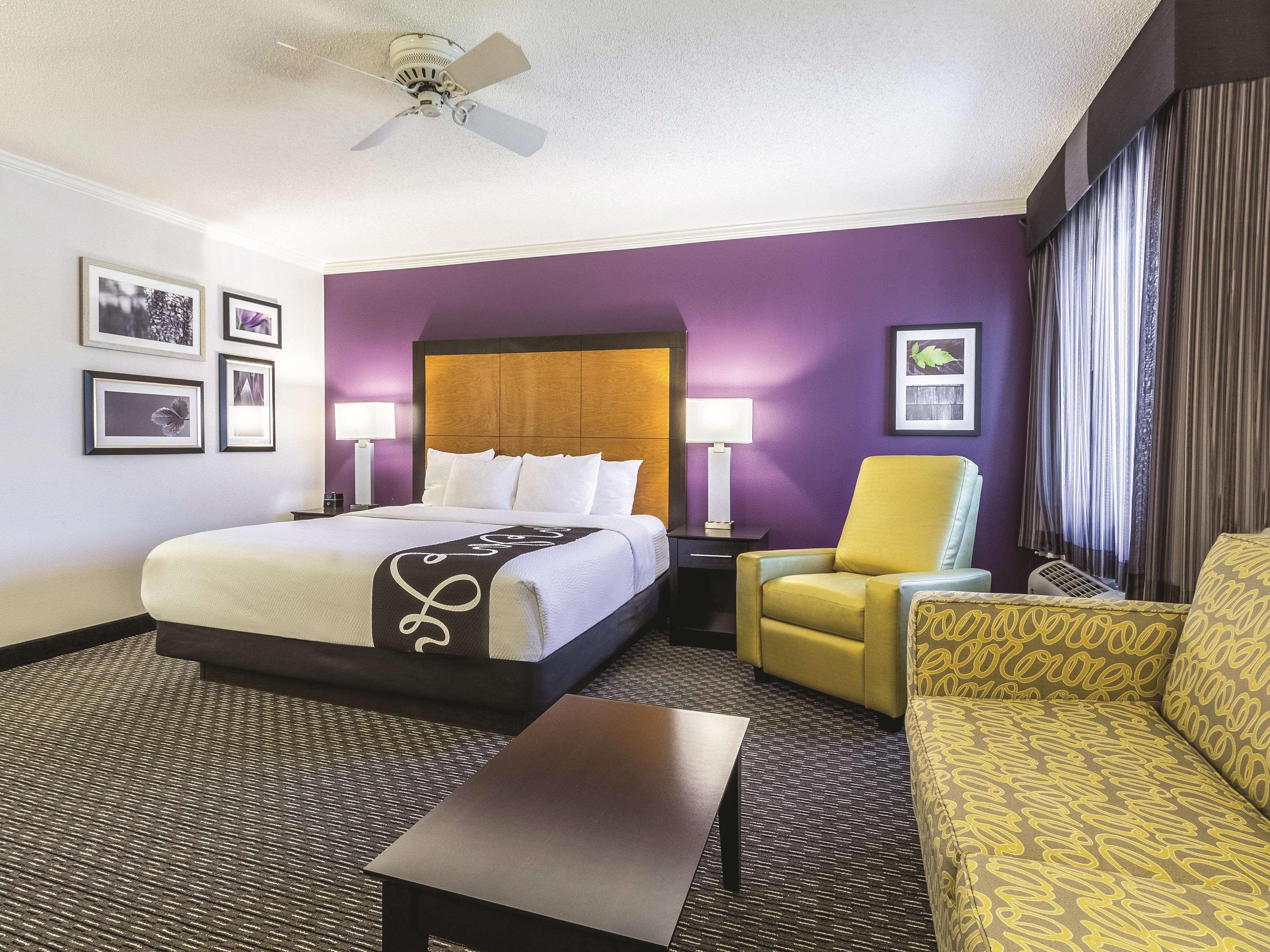 La Quinta By Wyndham Cleveland - Airport North Ξενοδοχείο Εξωτερικό φωτογραφία