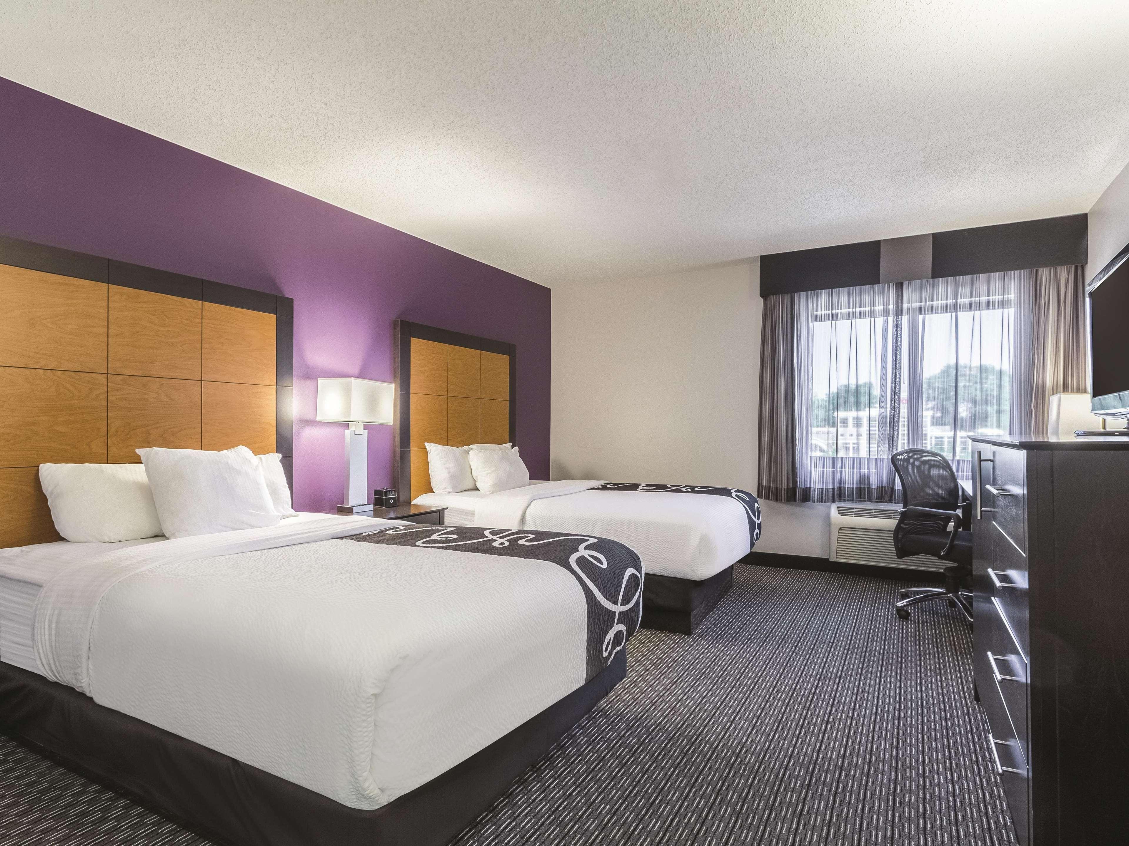La Quinta By Wyndham Cleveland - Airport North Ξενοδοχείο Εξωτερικό φωτογραφία