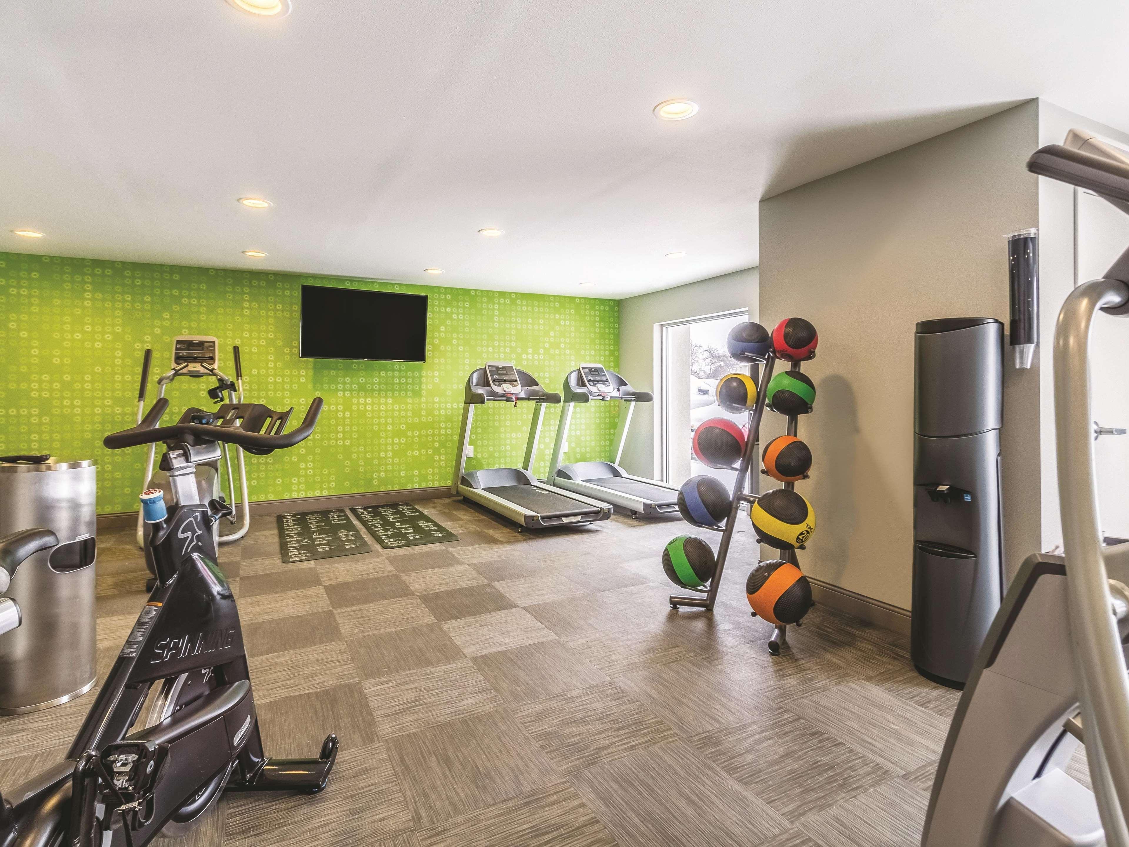La Quinta By Wyndham Cleveland - Airport North Ξενοδοχείο Εξωτερικό φωτογραφία