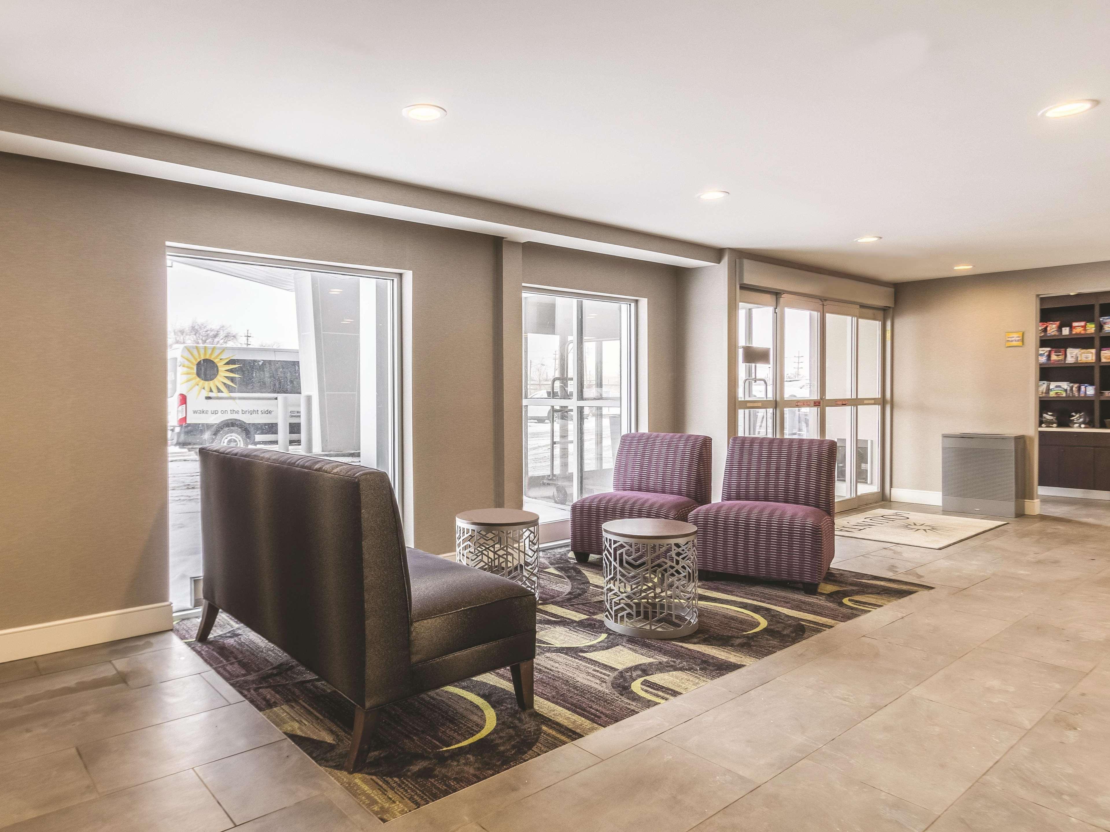 La Quinta By Wyndham Cleveland - Airport North Ξενοδοχείο Εξωτερικό φωτογραφία
