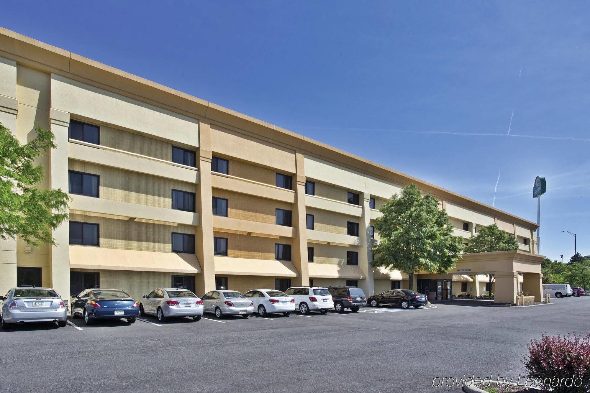 La Quinta By Wyndham Cleveland - Airport North Ξενοδοχείο Εξωτερικό φωτογραφία