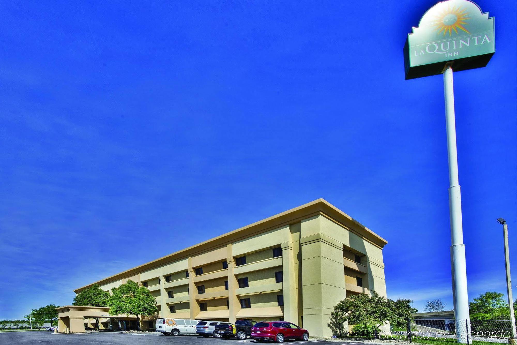La Quinta By Wyndham Cleveland - Airport North Ξενοδοχείο Εξωτερικό φωτογραφία