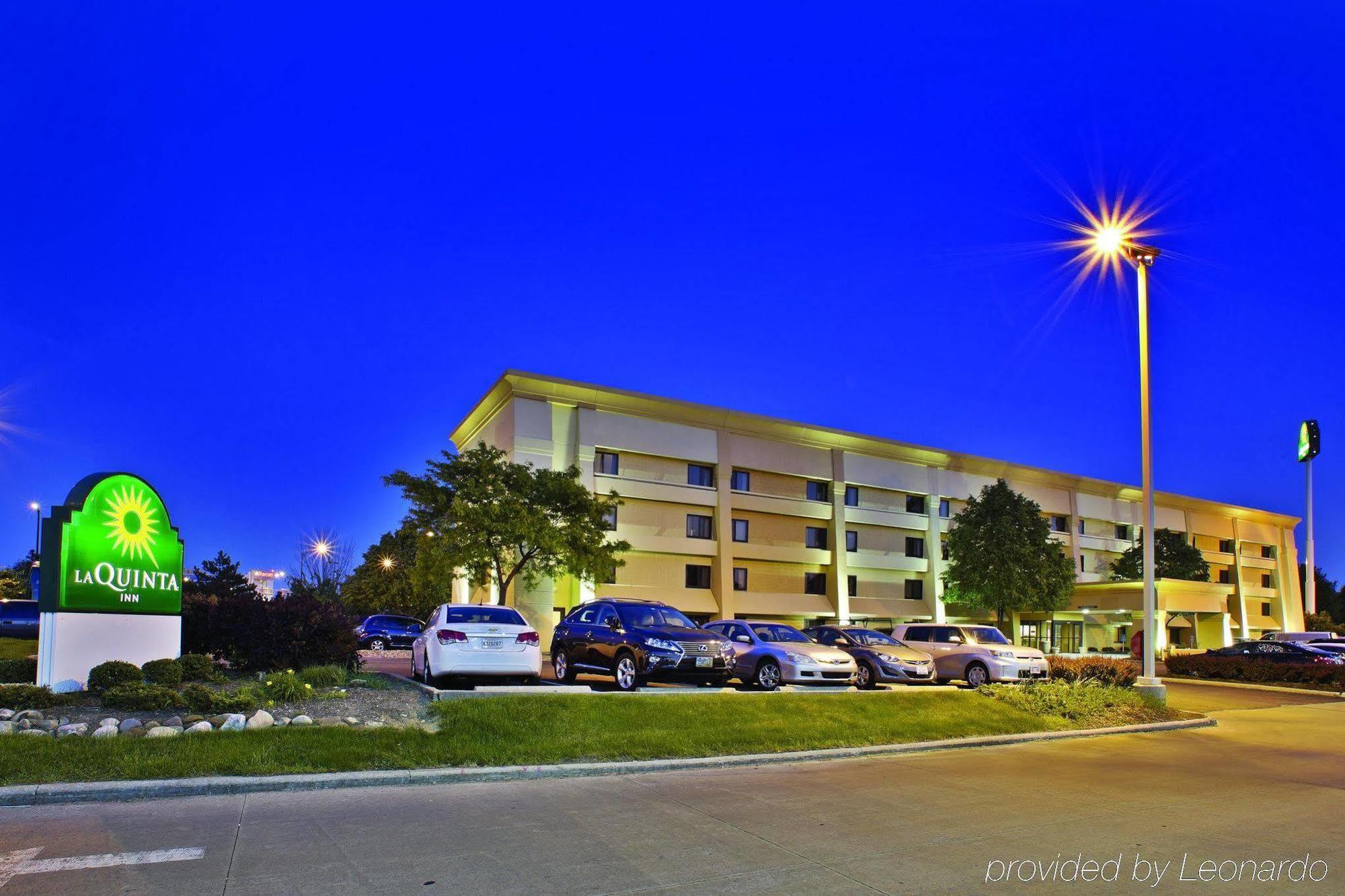 La Quinta By Wyndham Cleveland - Airport North Ξενοδοχείο Εξωτερικό φωτογραφία