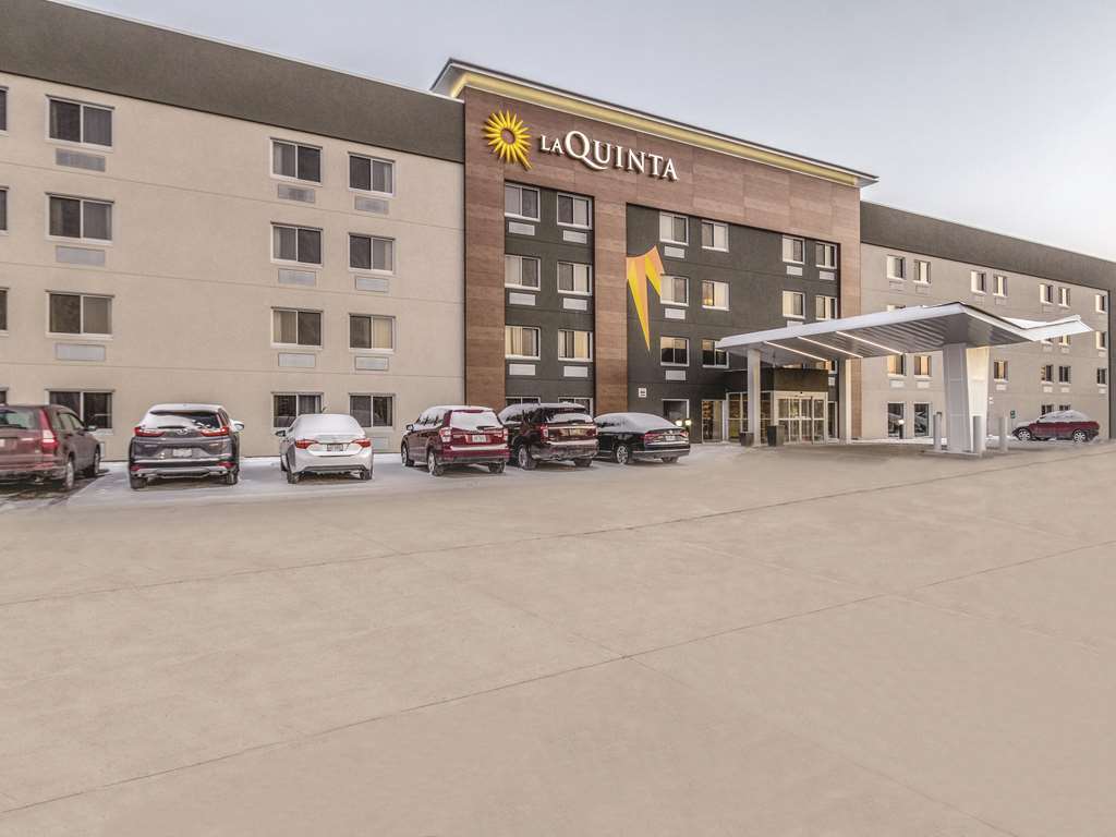 La Quinta By Wyndham Cleveland - Airport North Ξενοδοχείο Εξωτερικό φωτογραφία