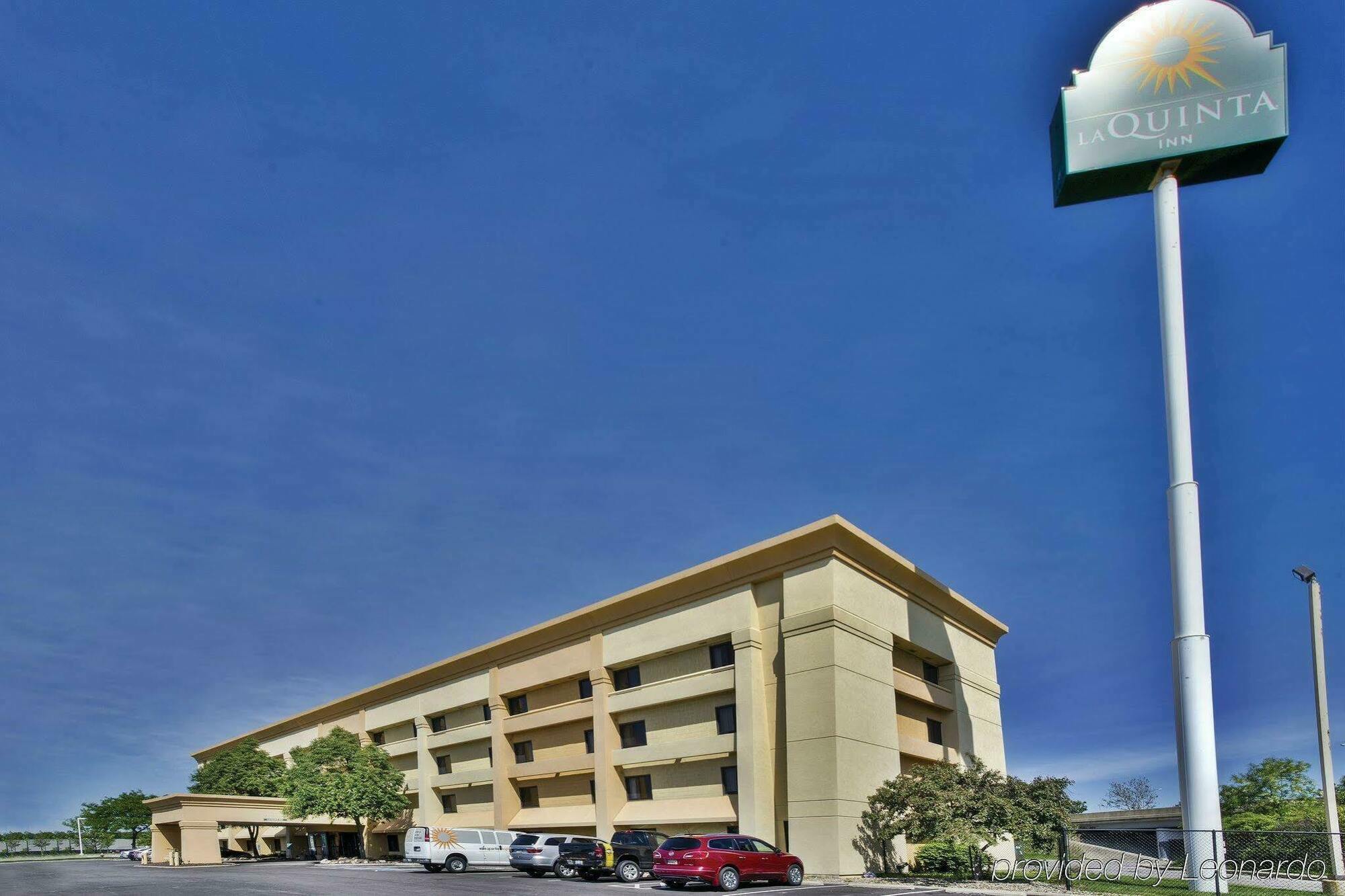 La Quinta By Wyndham Cleveland - Airport North Ξενοδοχείο Εξωτερικό φωτογραφία