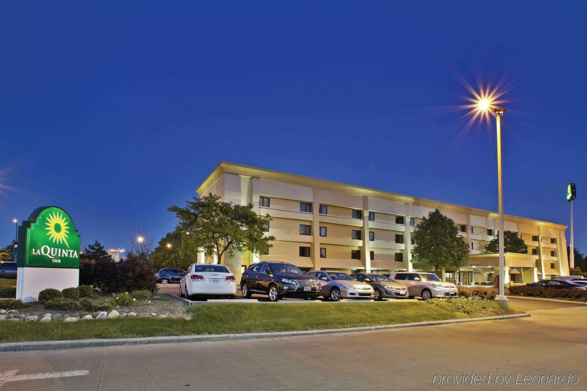La Quinta By Wyndham Cleveland - Airport North Ξενοδοχείο Εξωτερικό φωτογραφία