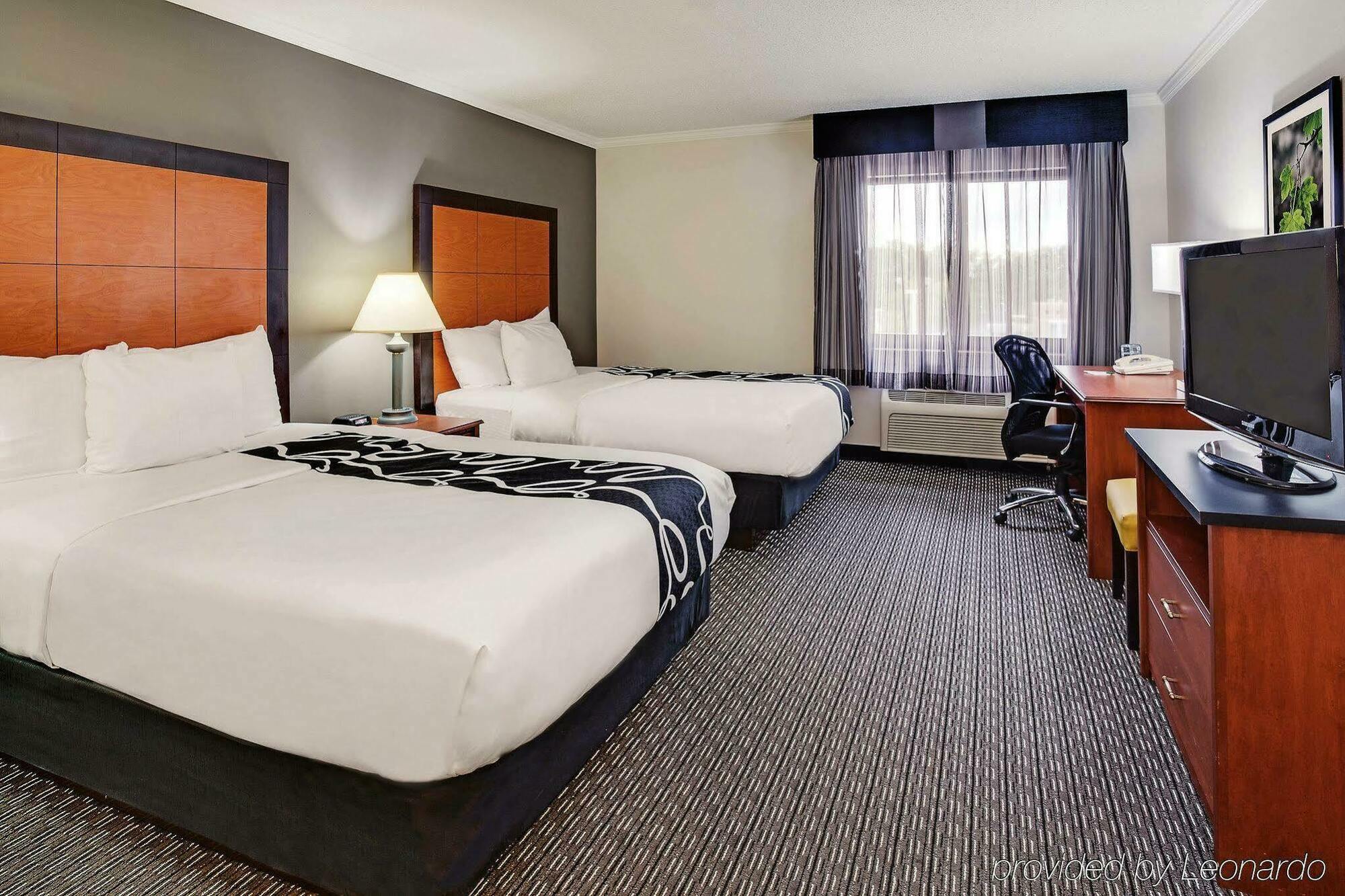 La Quinta By Wyndham Cleveland - Airport North Ξενοδοχείο Εξωτερικό φωτογραφία